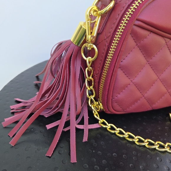 NWOT Joy & lman Leather Diamond Quilted Pattern Crossbody Purse - Picture 5 of 12